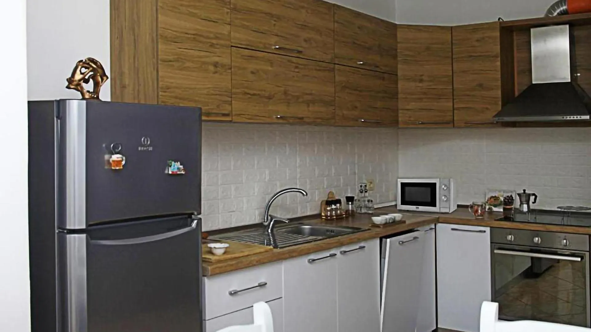 Edurres Terminal Apartment 1 Albánie
