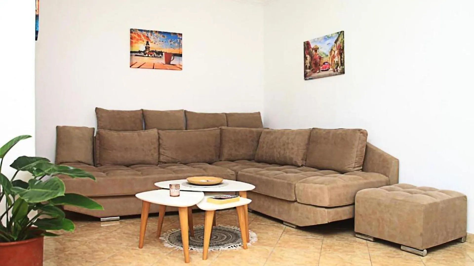 Edurres Terminal Apartment 1 Albania