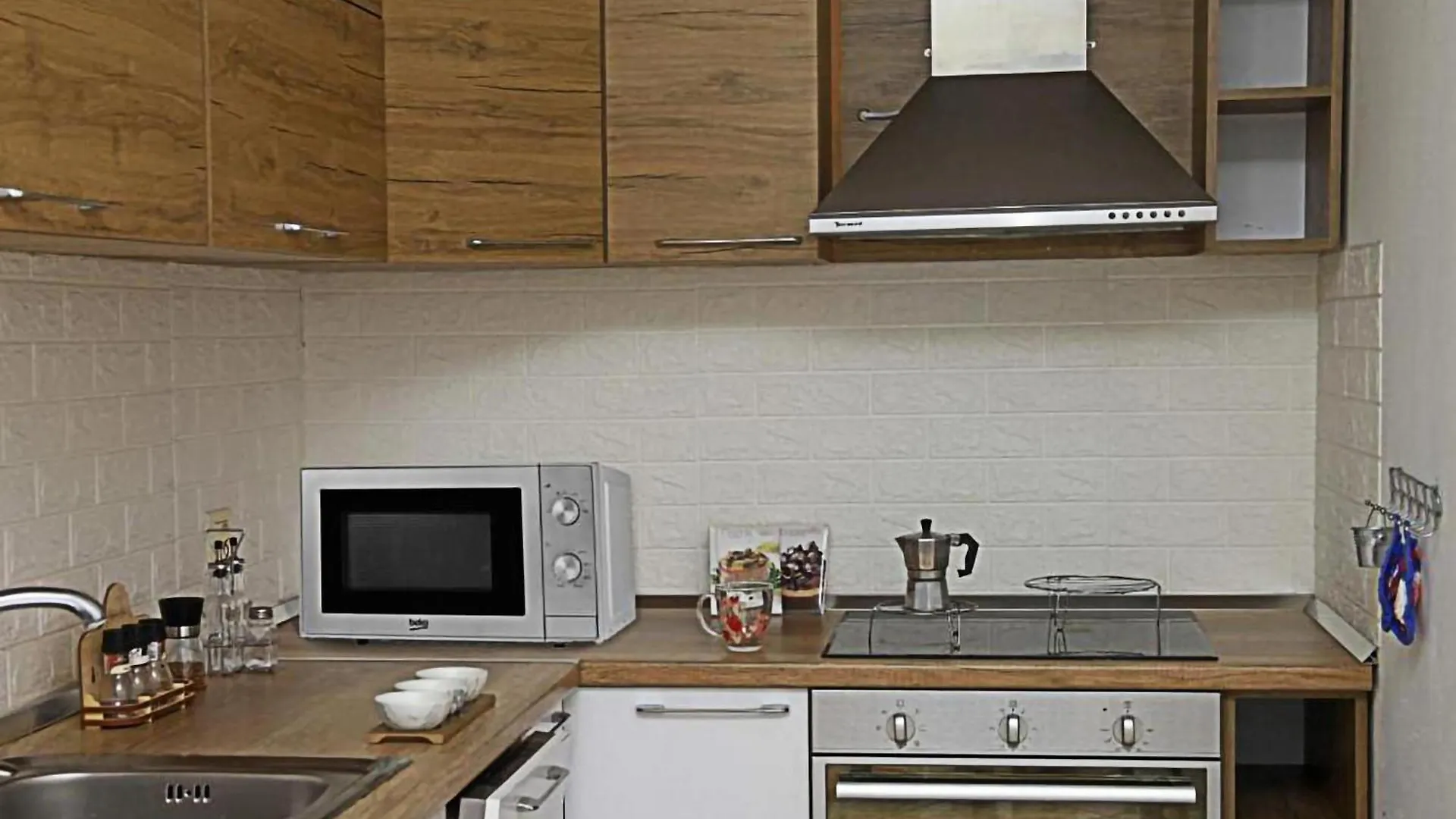 Edurres Terminal Apartment 1